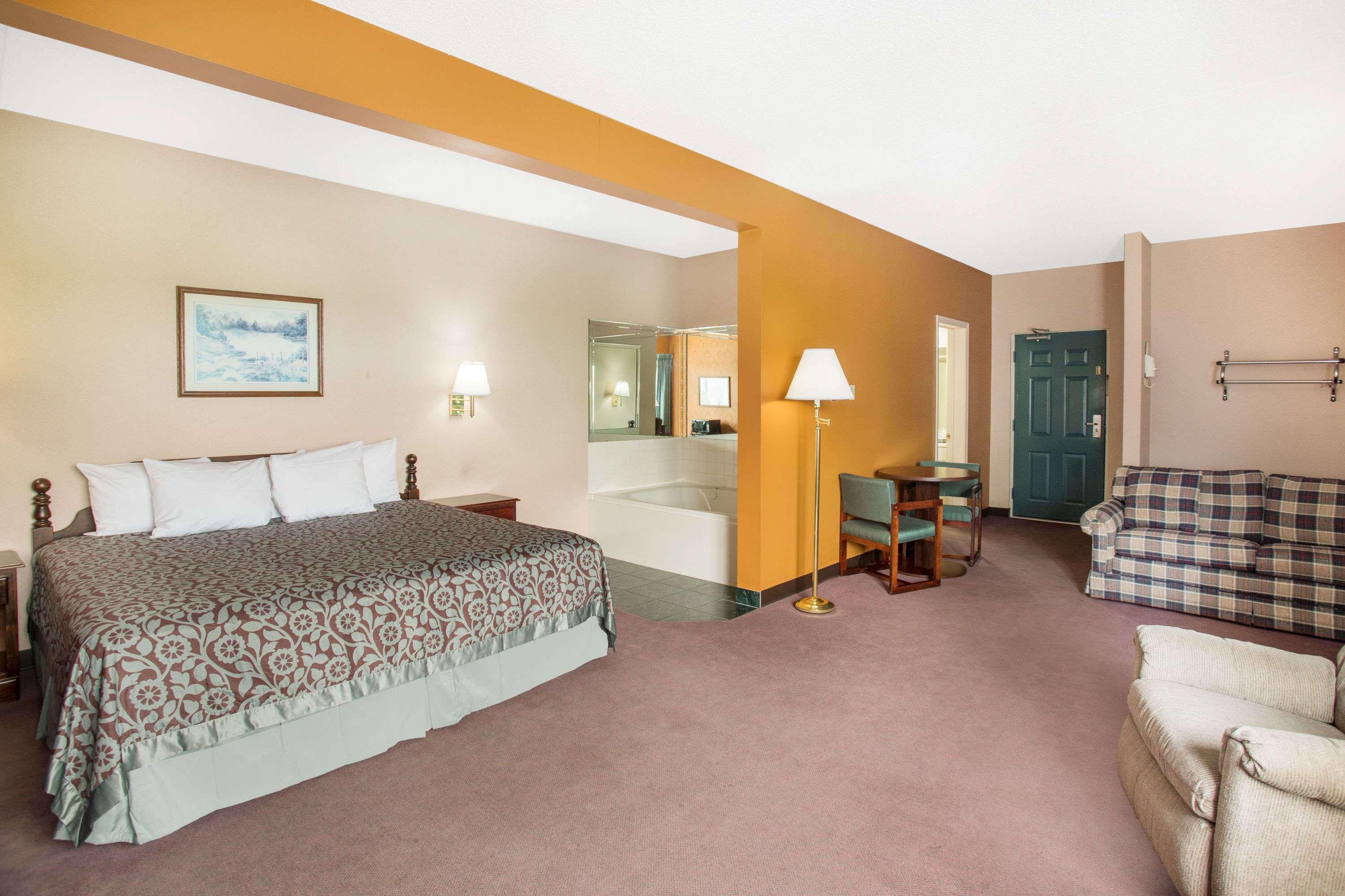 Days Inn By Wyndham Harrison Exterior photo