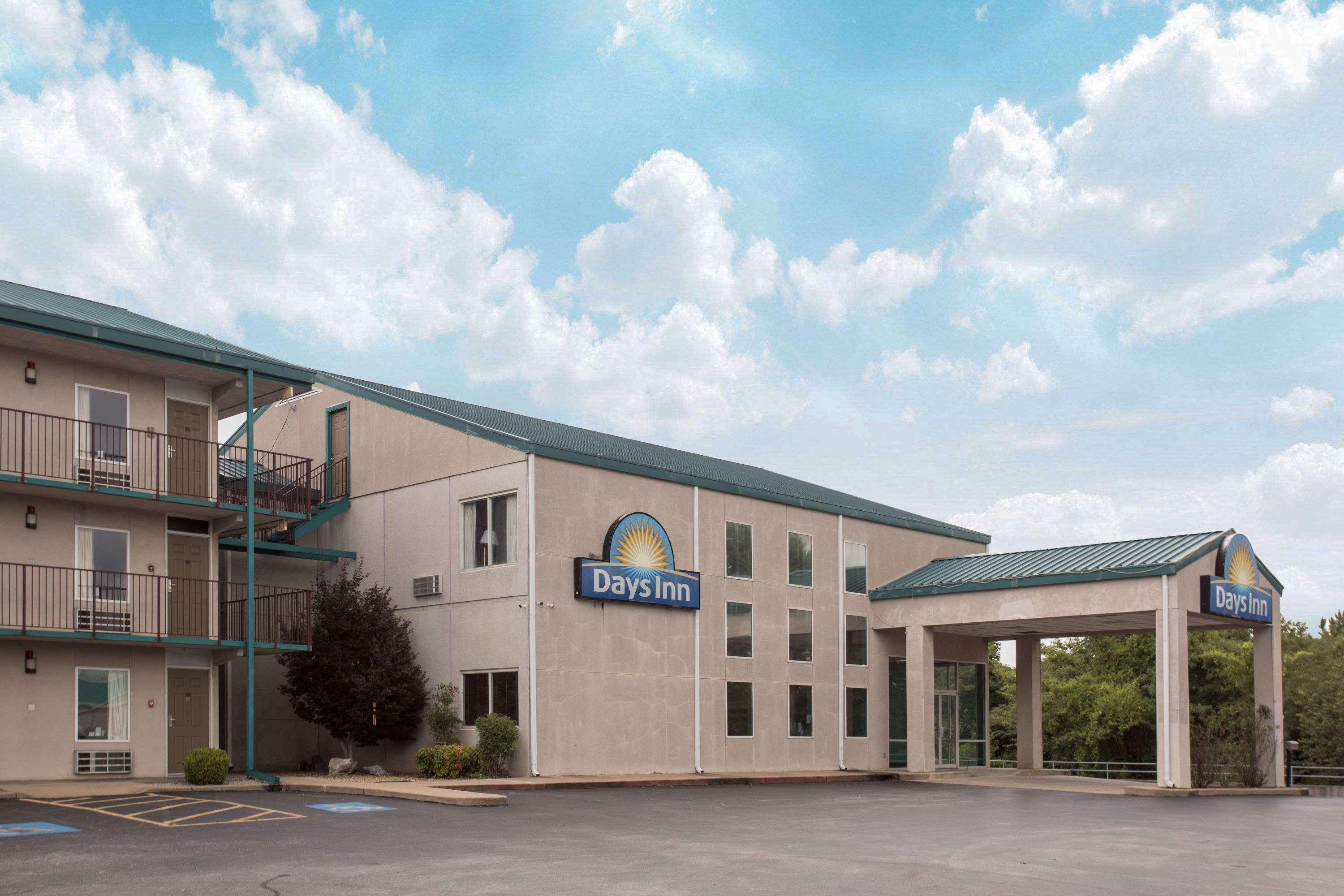 Days Inn By Wyndham Harrison Exterior photo