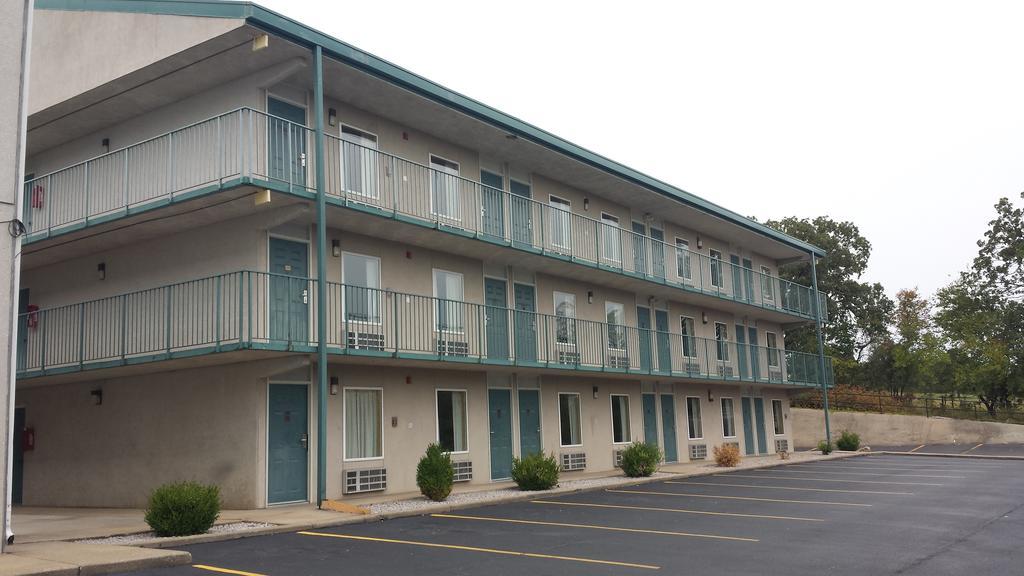 Days Inn By Wyndham Harrison Exterior photo