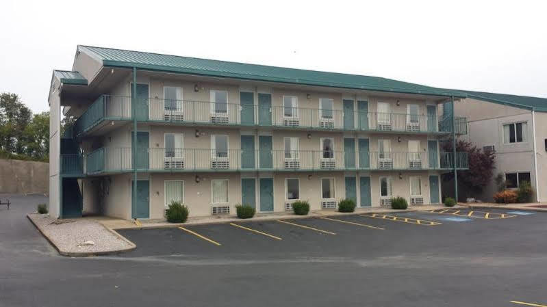 Days Inn By Wyndham Harrison Exterior photo