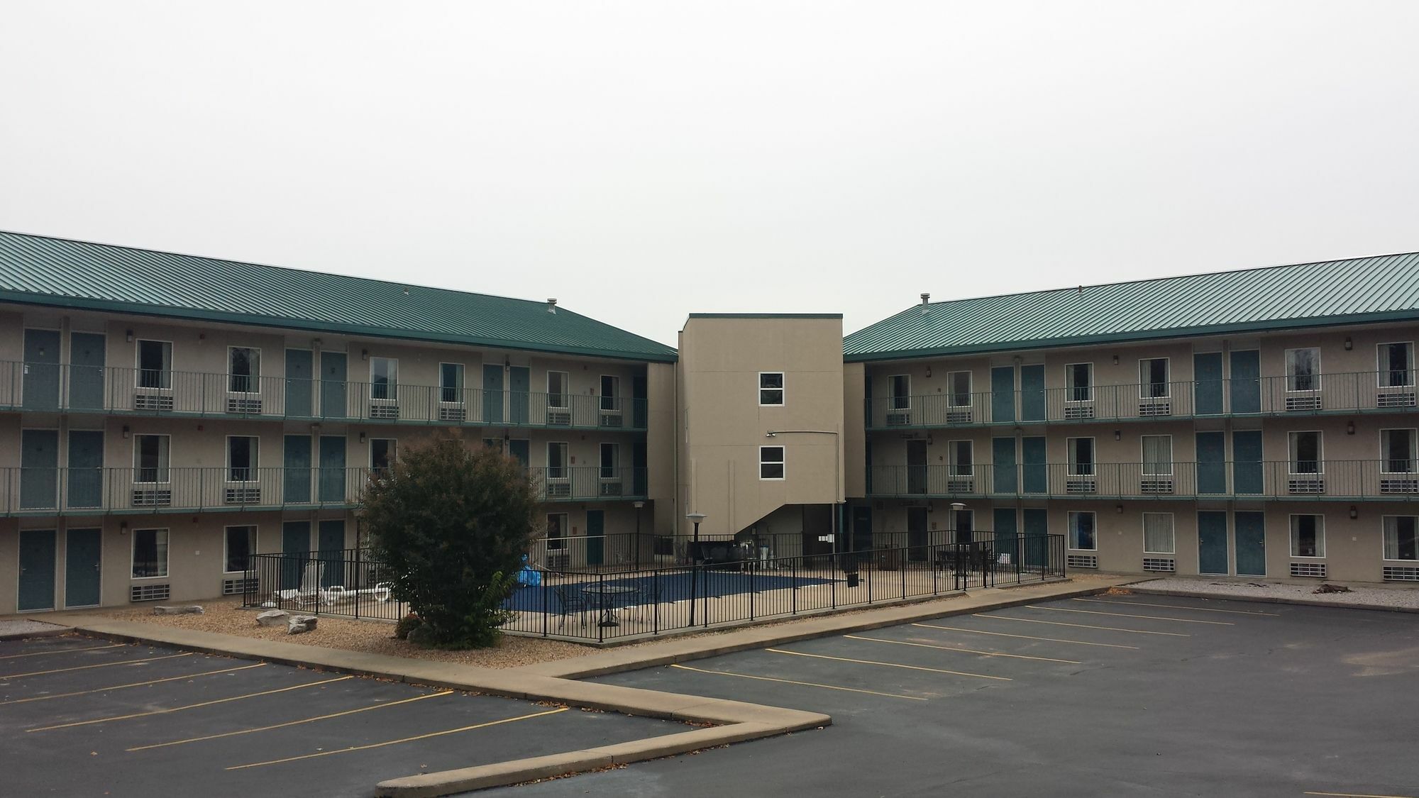 Days Inn By Wyndham Harrison Exterior photo